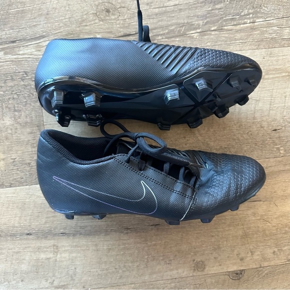 Nike Phantom Venom Club FG Black main image 10